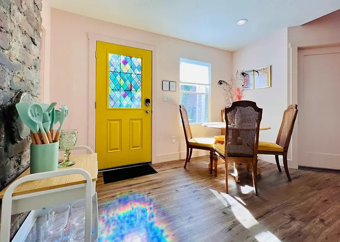 Mins To Acrisure - Free Street Parking - Late Check-in Apartamento *